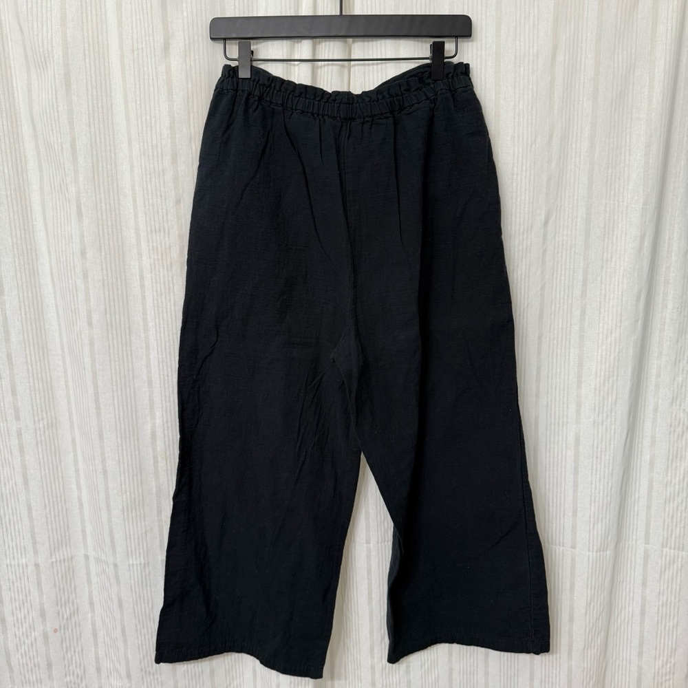 Black wide leg belted BP culotte wide leg trousers with pockets & attached belt - Picture 2 of 6